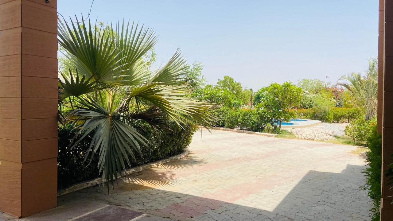 Shakuntlam Farms 4Bhk Villa ชัยปุระ ภายนอก รูปภาพ